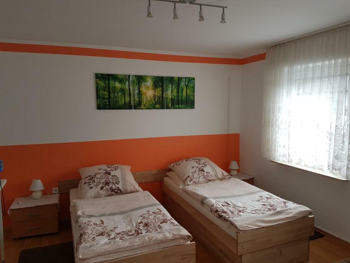 Zimmer Mueller Wesseling Buitenkant foto